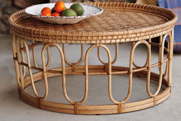 Wicker-Table