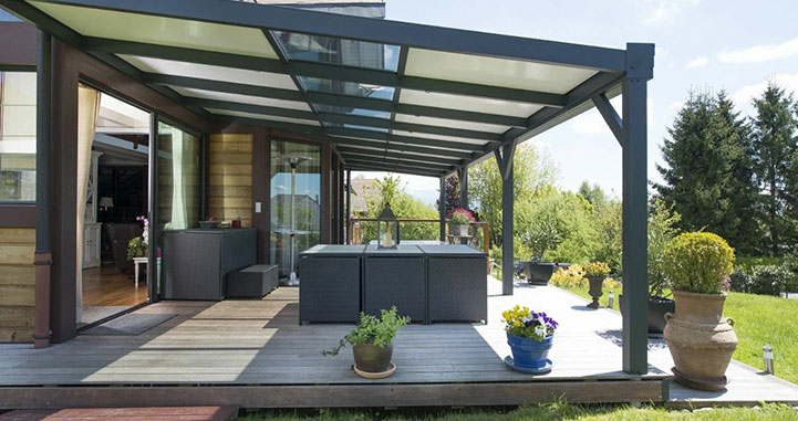 outdoor-pergola